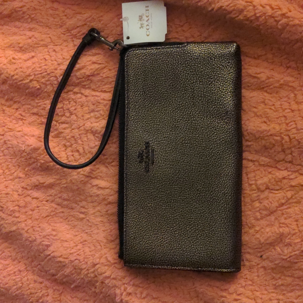 Coach Leather Corner Zip Wristlet / Metallic Bronze